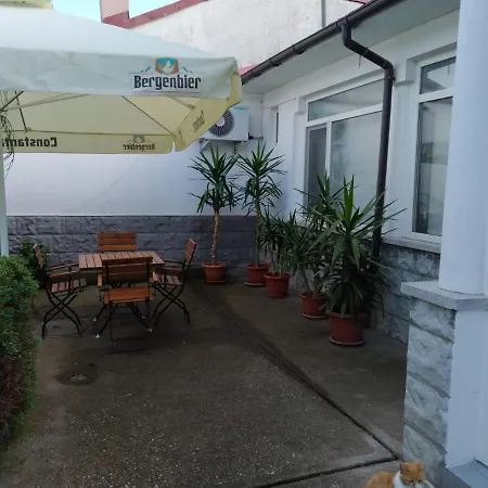 Vila Tismana Apartment